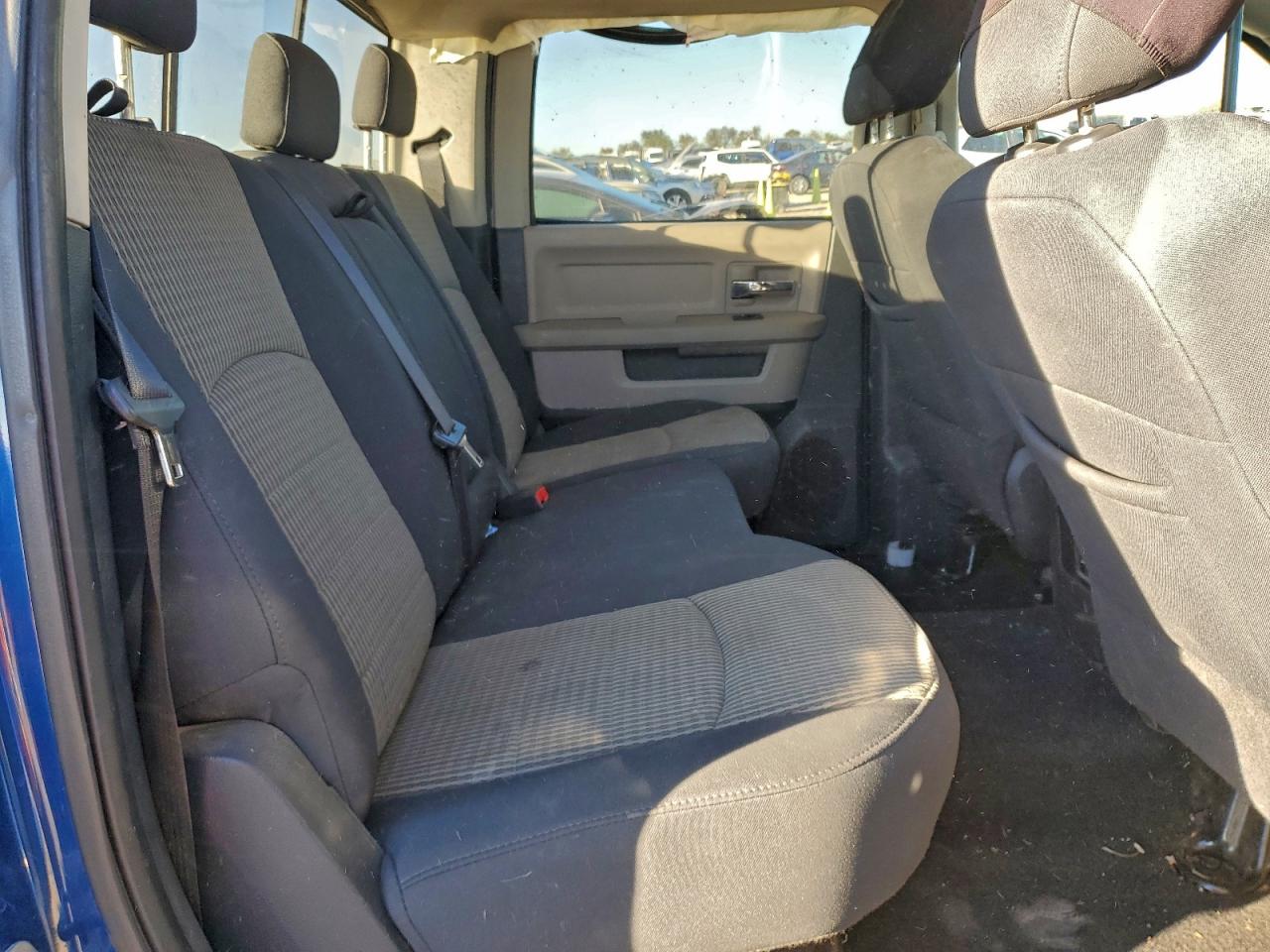 Dodge Ram 1500 Image 4