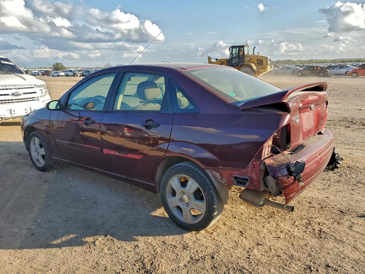 Ford Focus Zx4 Image 4