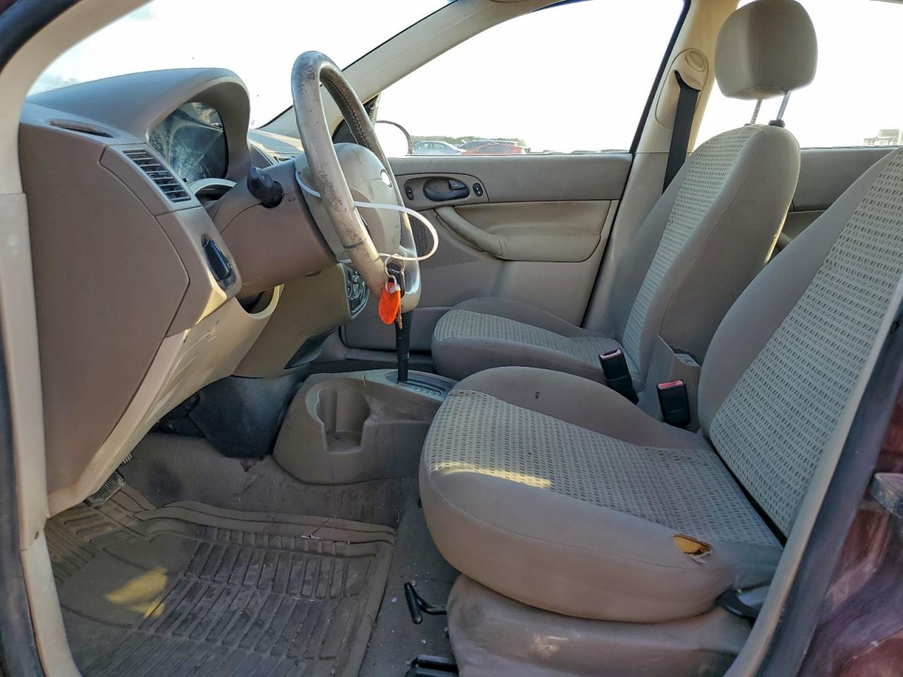 Ford Focus Zx4 Image 12