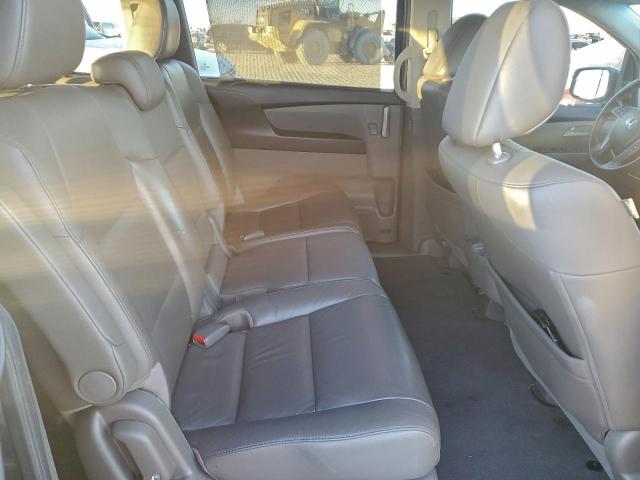 Honda Odyssey Touring Image 10