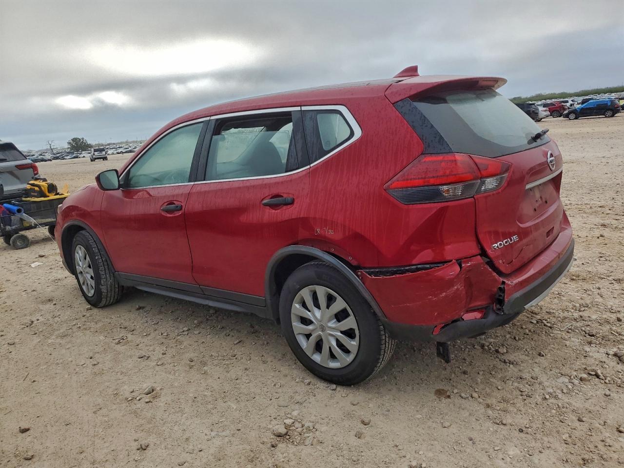 Nissan Rogue S Image 12