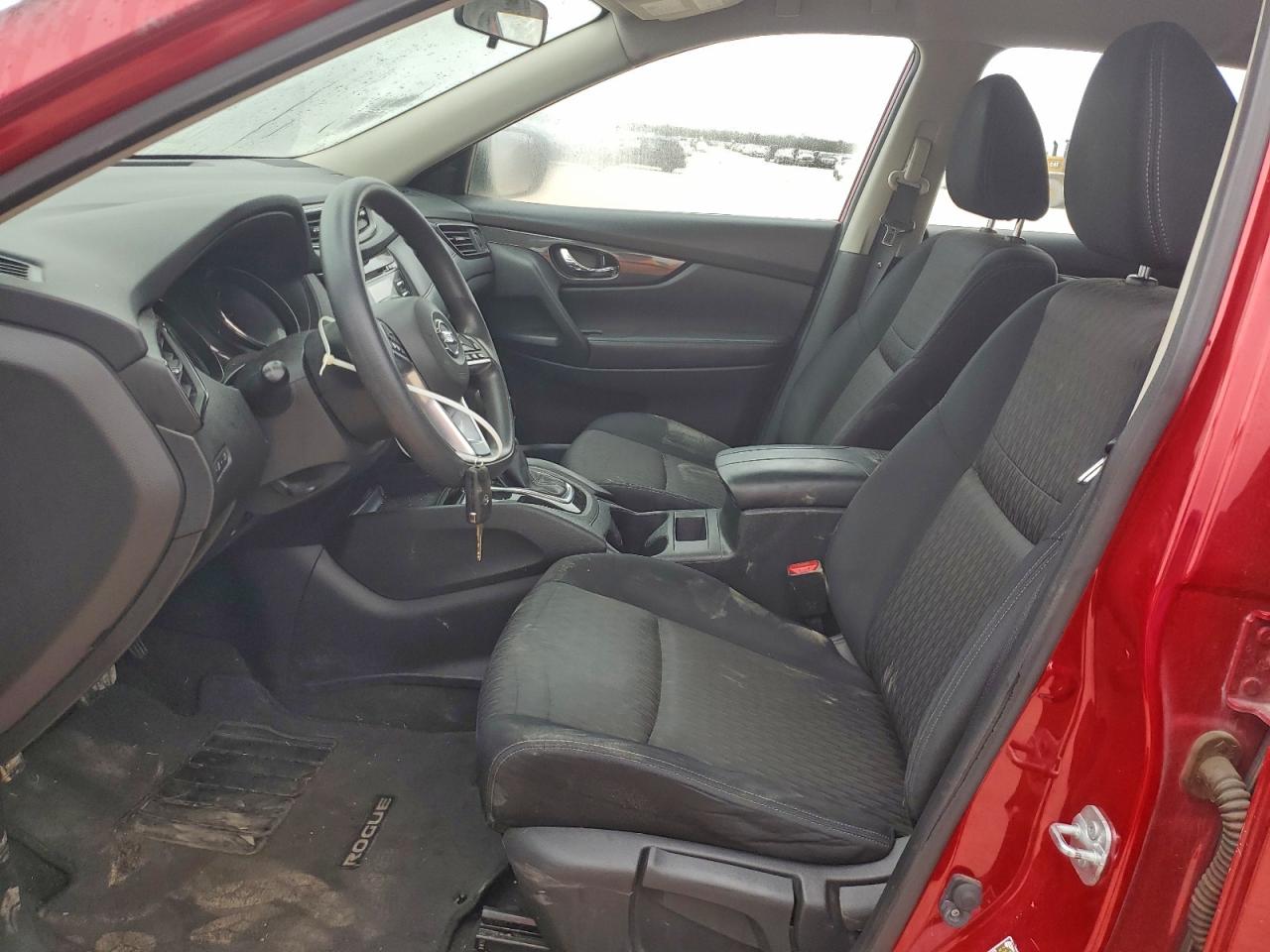 Nissan Rogue S Image 3