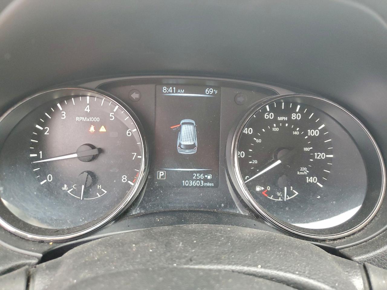 Nissan Rogue S Image 8