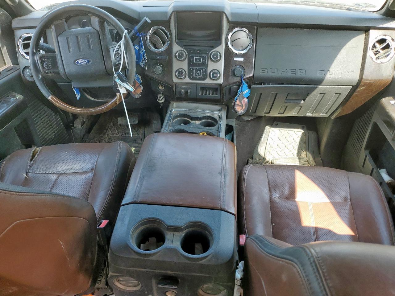 Ford F-350 Super Duty Image 8