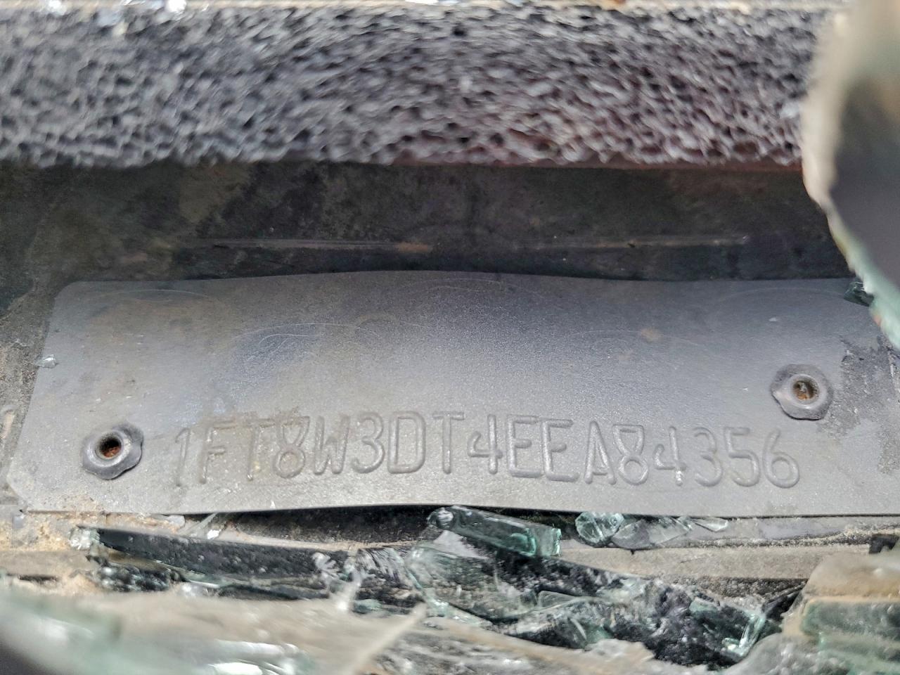 Ford F-350 Super Duty Image 11