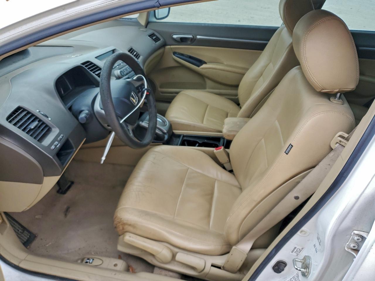 Honda Civic Hybrid Image 6