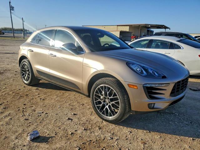 Porsche Macan S Image 9