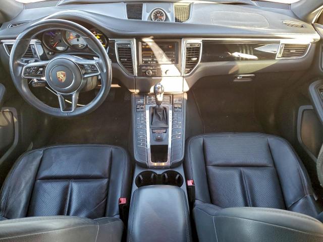 Porsche Macan S Image 2