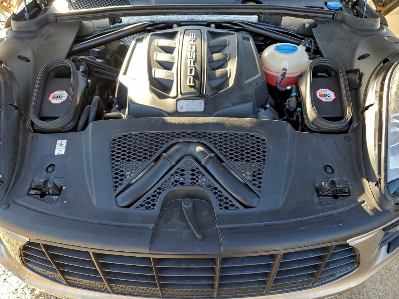 Porsche Macan S Image 13