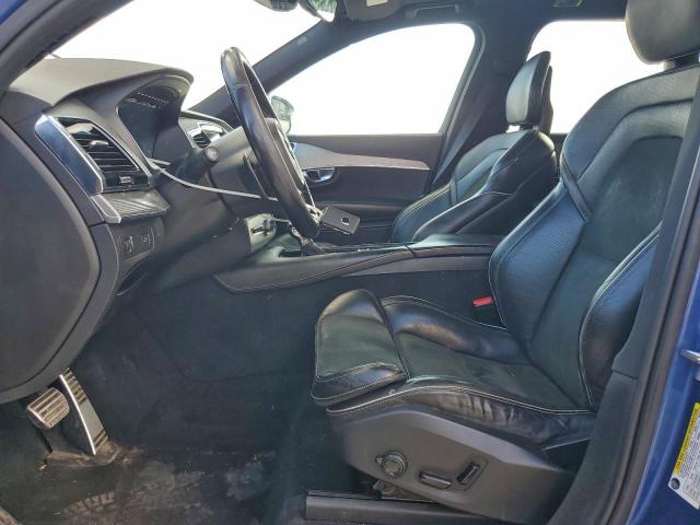 Volvo XC90 T6 Image 4