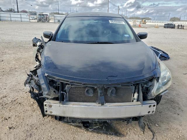 Nissan Altima 2.5 Image 7