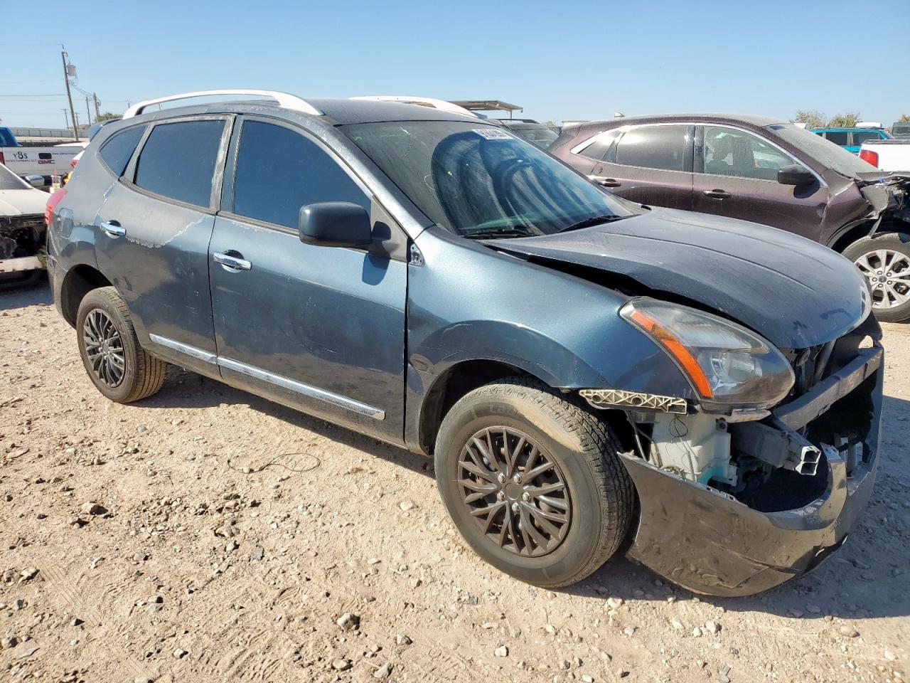 Nissan Rogue S Image 4