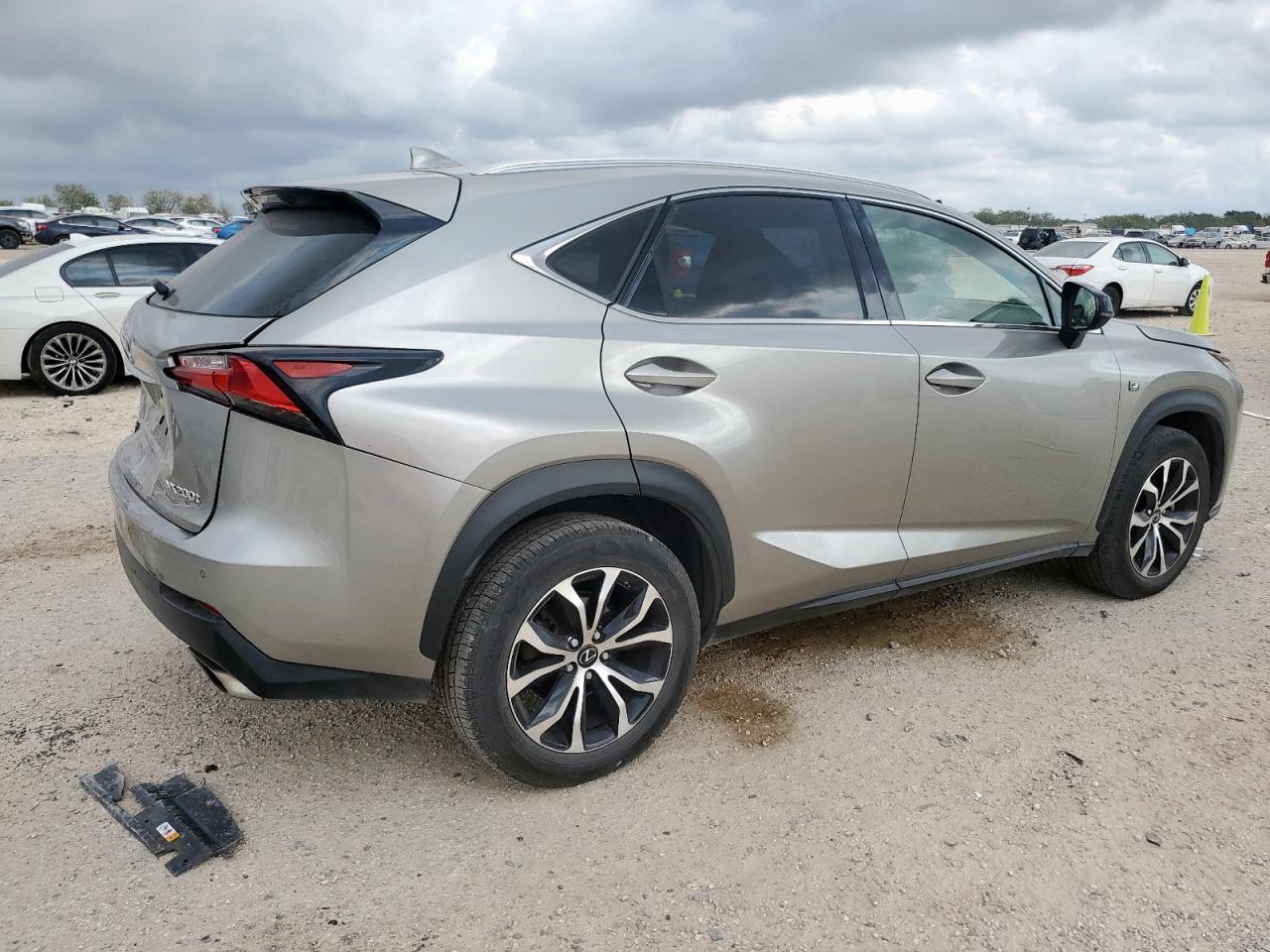 Lexus NX 200t Base Image 6