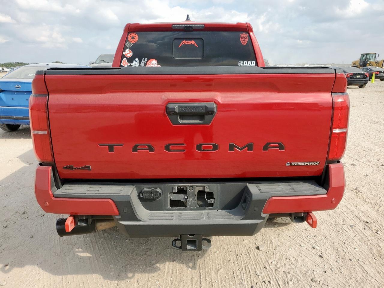 Toyota Tacoma Double Cab Image 5