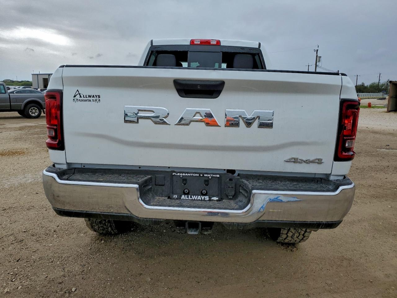Ram 2500 Tradesman Image 12