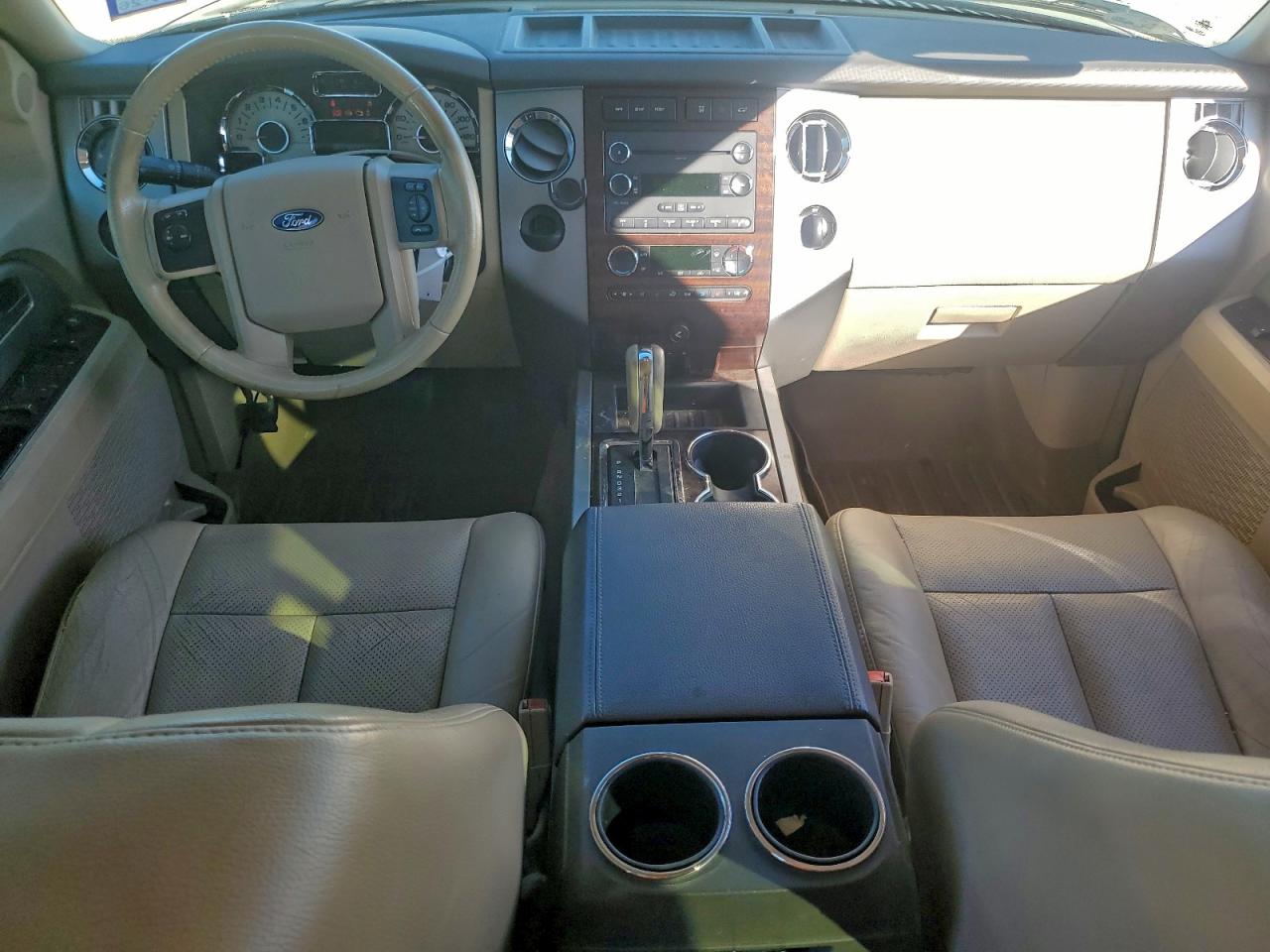 Ford Expedition Xlt Image 7