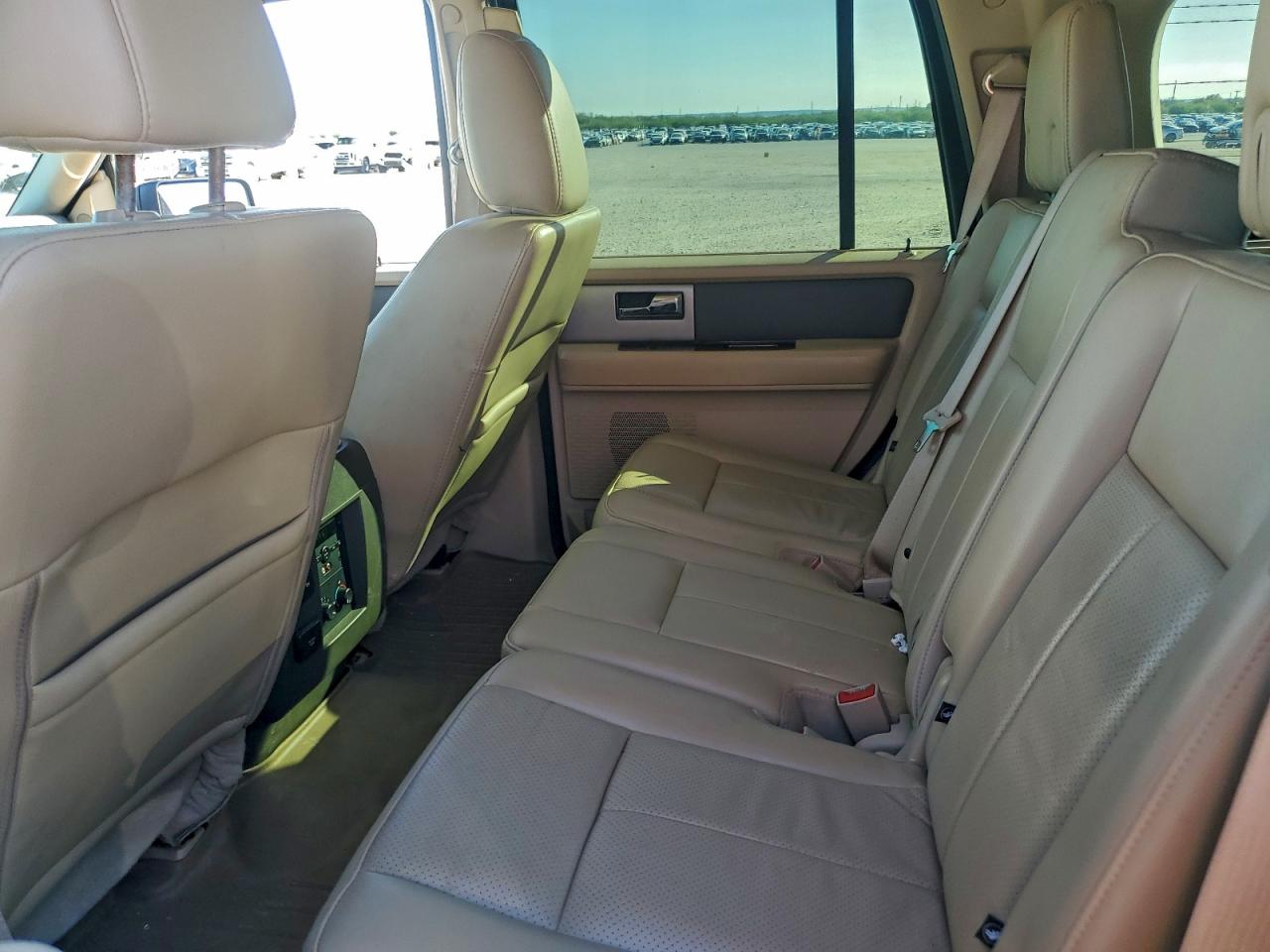 Ford Expedition Xlt Image 13