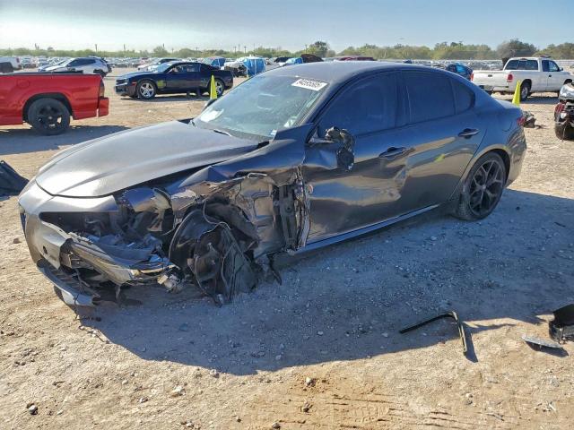  Salvage Alfa Romeo Giulia