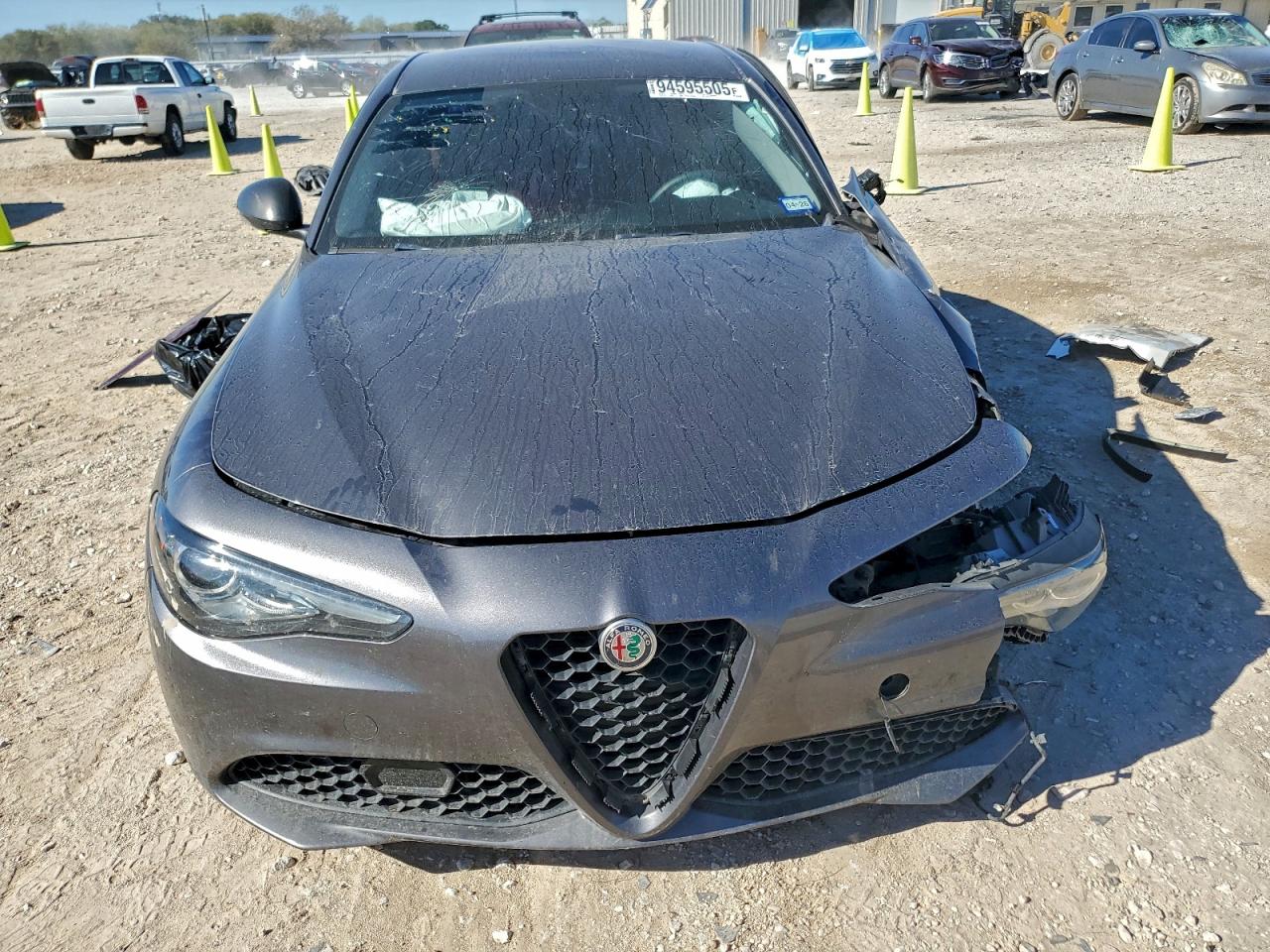 Alfa Romeo Giulia Image 10