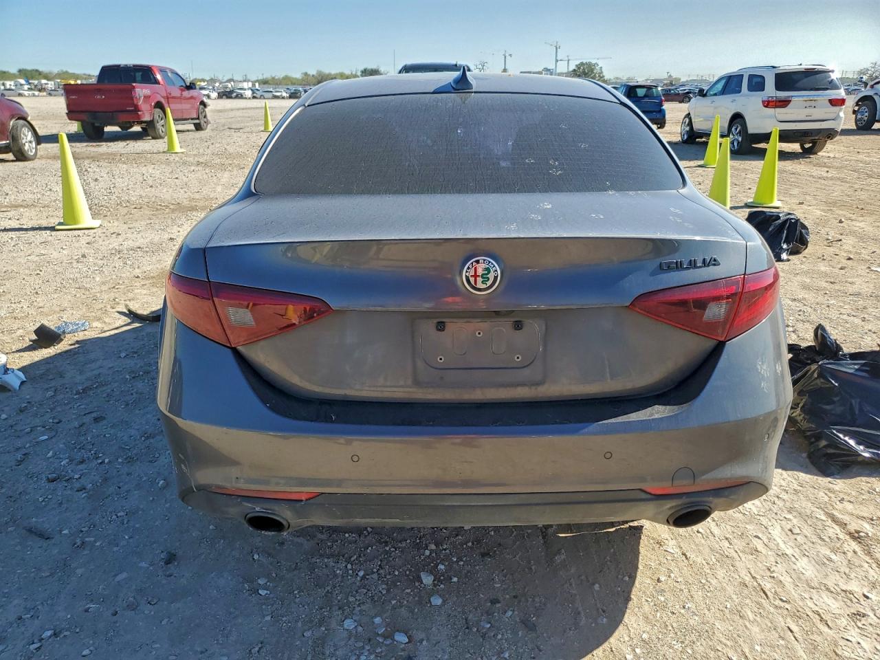 Alfa Romeo Giulia Image 2