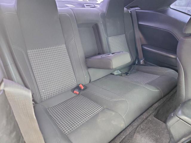 Dodge Challenger Sxt Image 8