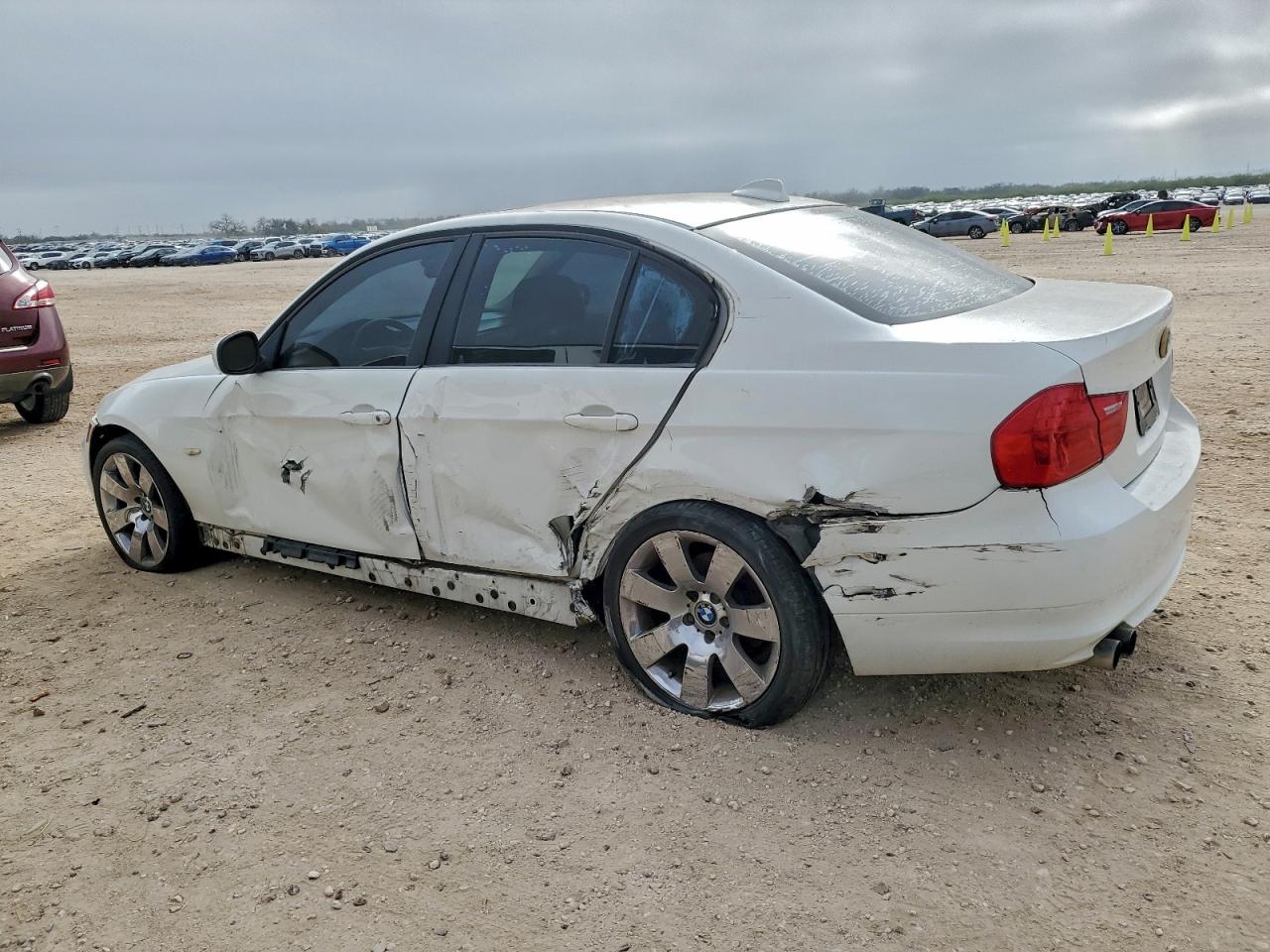 BMW 3 Series I Image 13