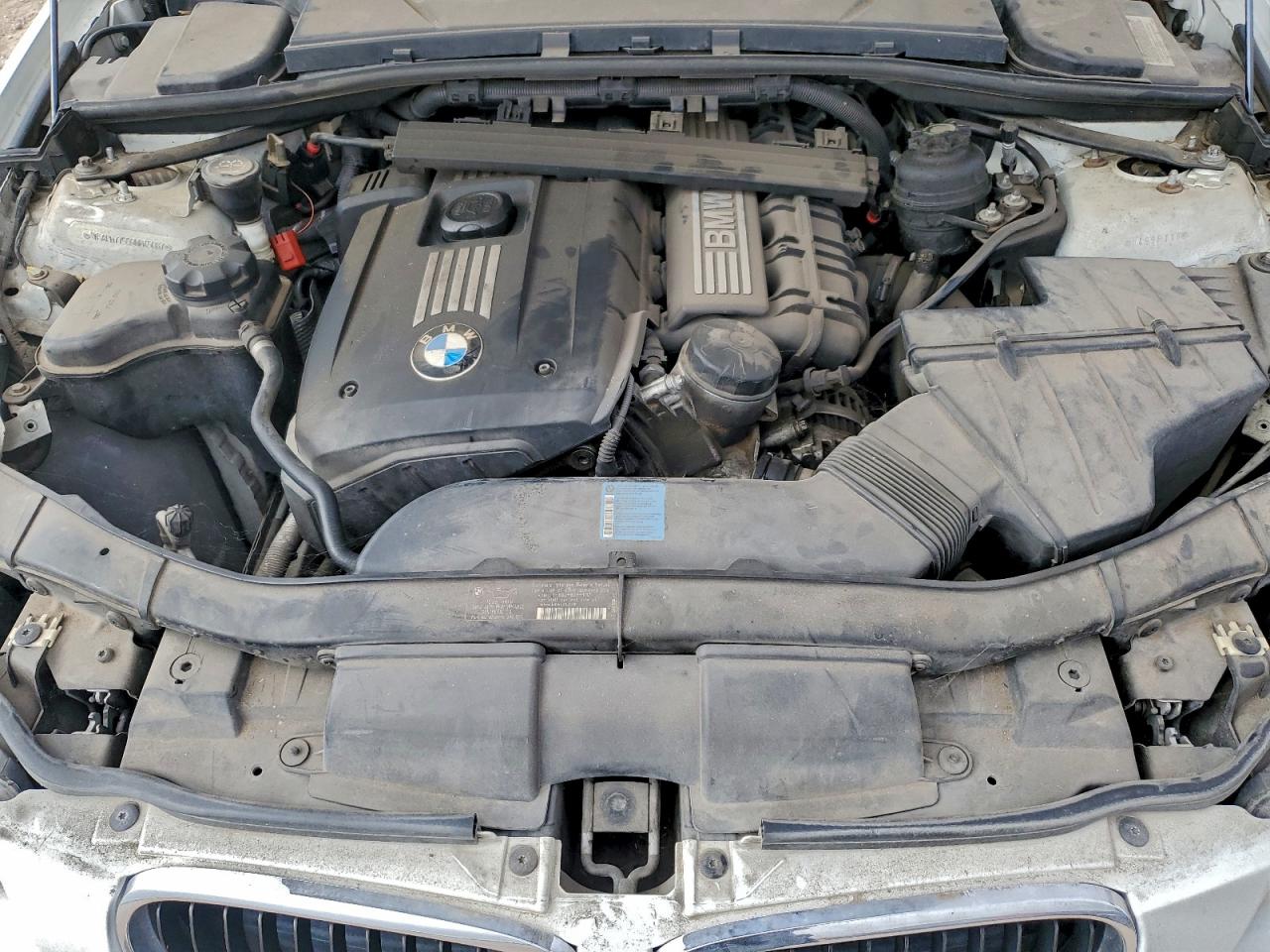 BMW 3 Series I Image 10