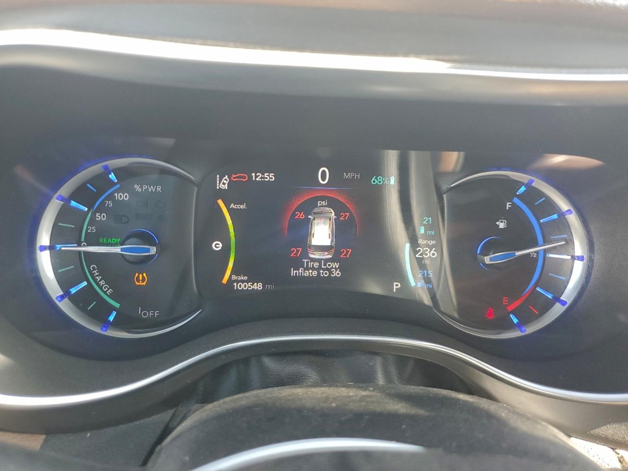 Chrysler Pacifica Hybrid Limited Image 2