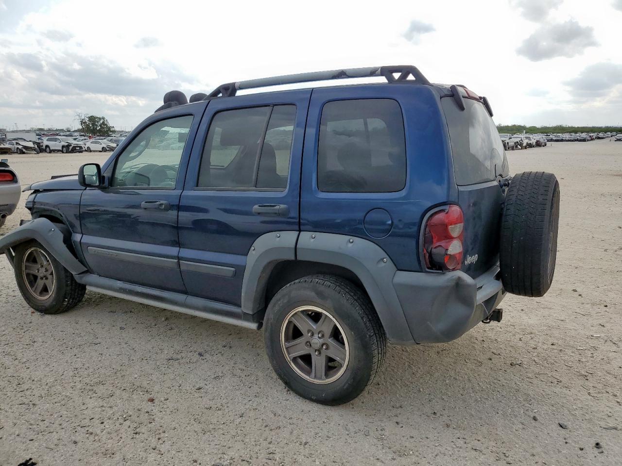 Jeep Liberty Renegade Image 4