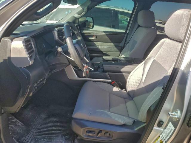 Toyota Tundra Crewmax Sr Image 10