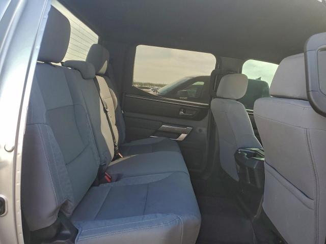 Toyota Tundra Crewmax Sr Image 6