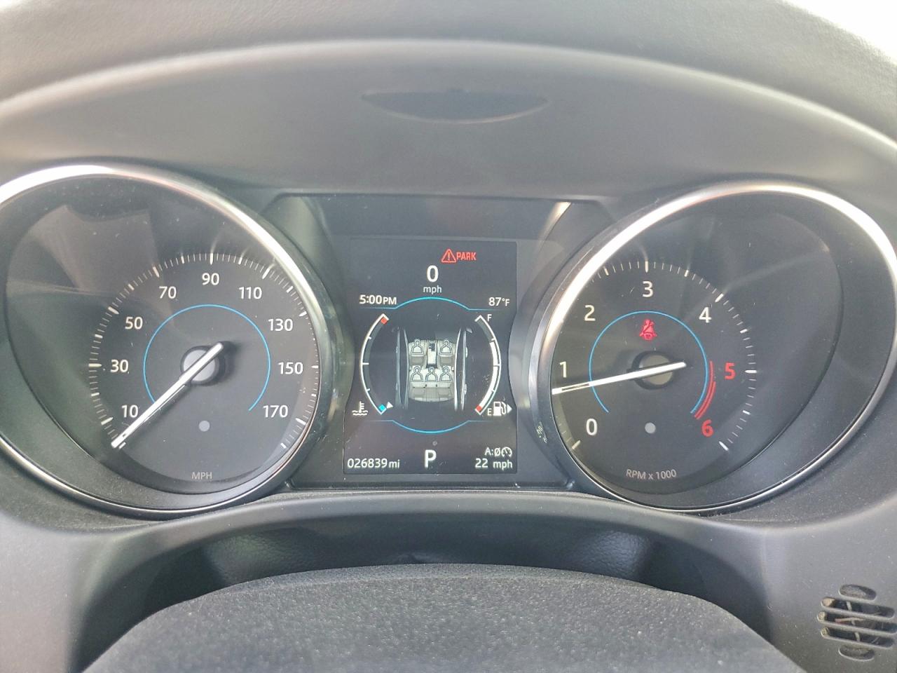 Jaguar XE Premium Image 8