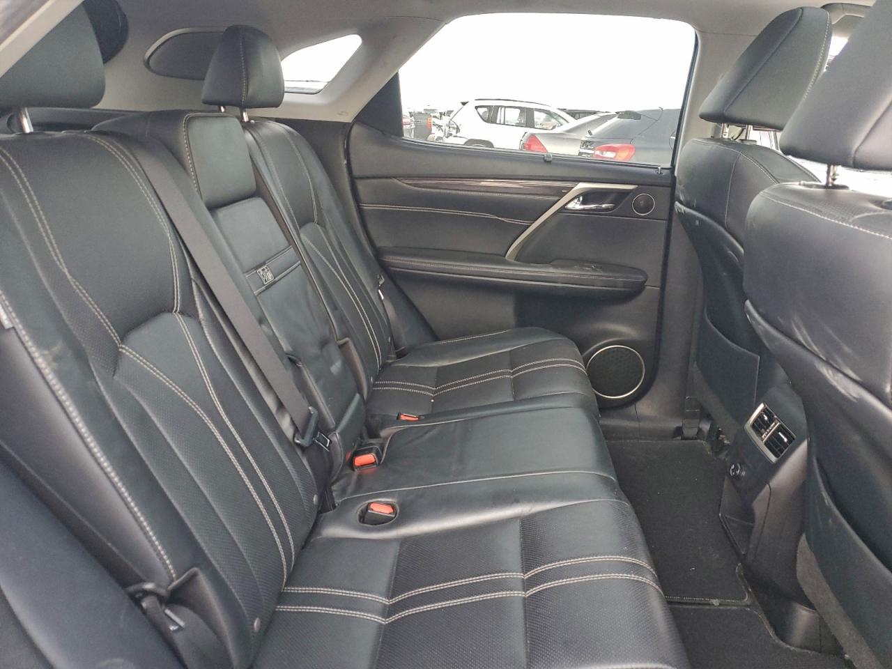 Lexus RX 350 Base Image 7