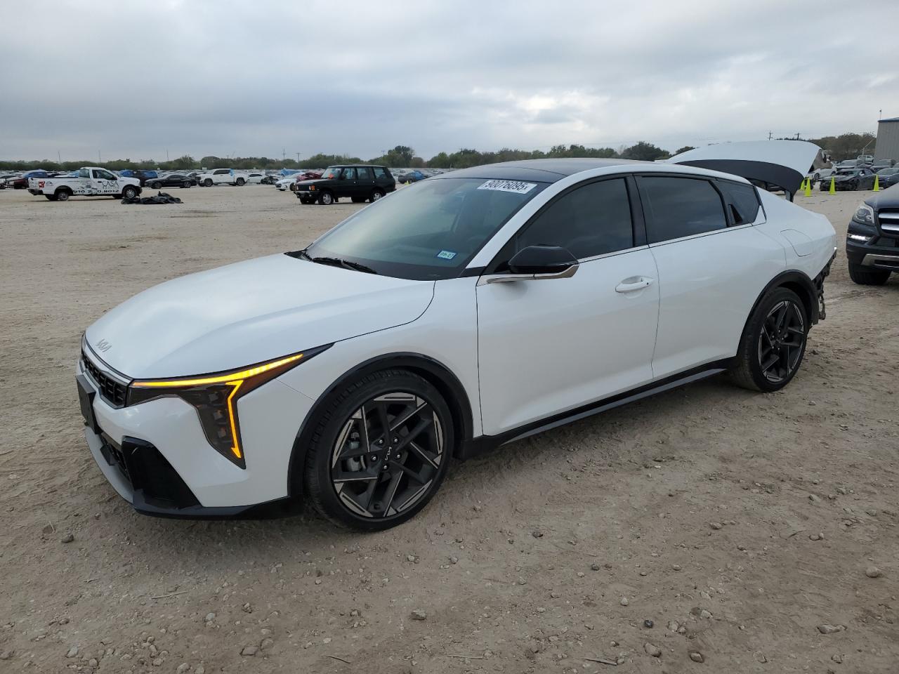 Kia K4 Gt Line Gt Line Image 1