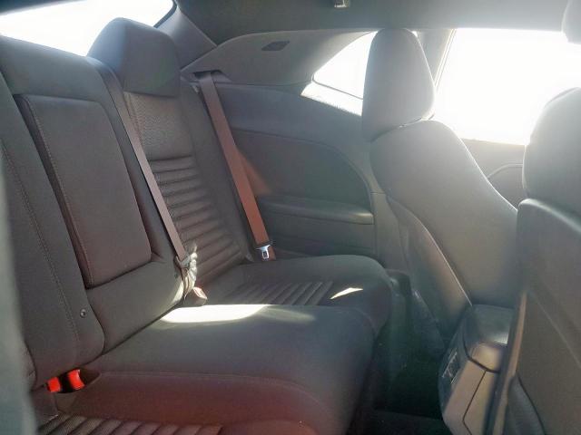 Dodge Challenger R/t Image 12