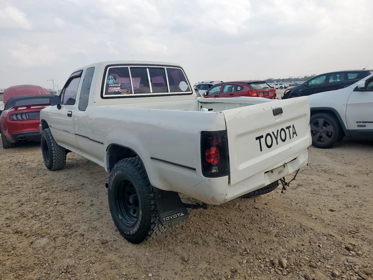 Toyota Pickup 1/2 Ton Extra Long Wheelbase Dlx Image 4