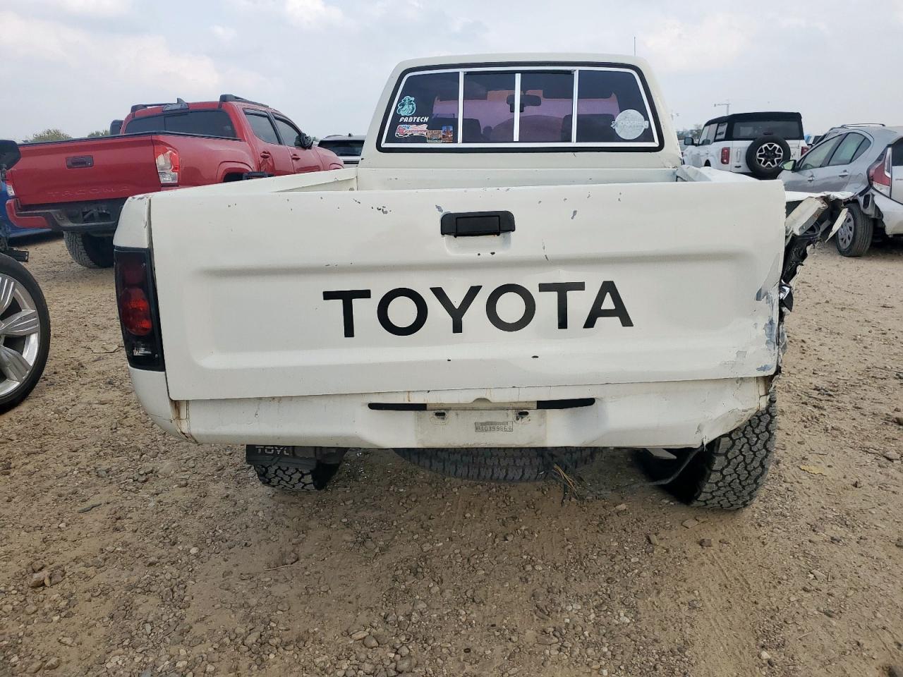Toyota Pickup 1/2 Ton Extra Long Wheelbase Dlx Image 6