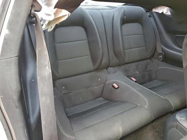 Ford Mustang Image 7