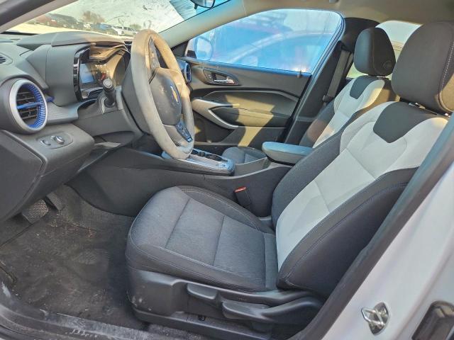 Chevrolet Trax Ls Image 12