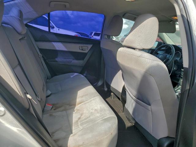 Toyota Corolla L Image 5