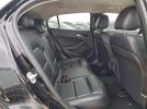 Mercedes-Benz GLA 250 4matic Image 10