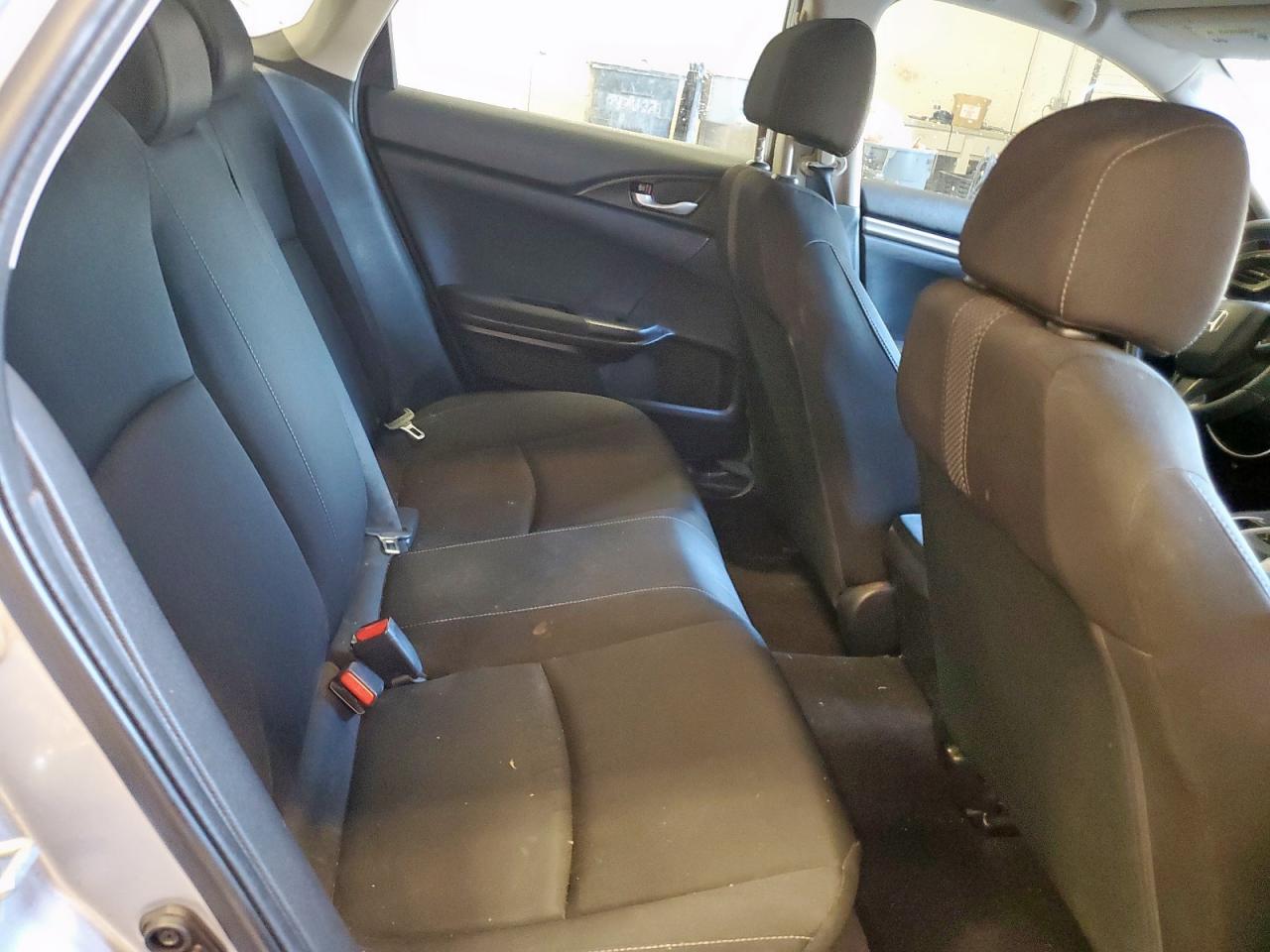 Honda Civic Lx Image 7