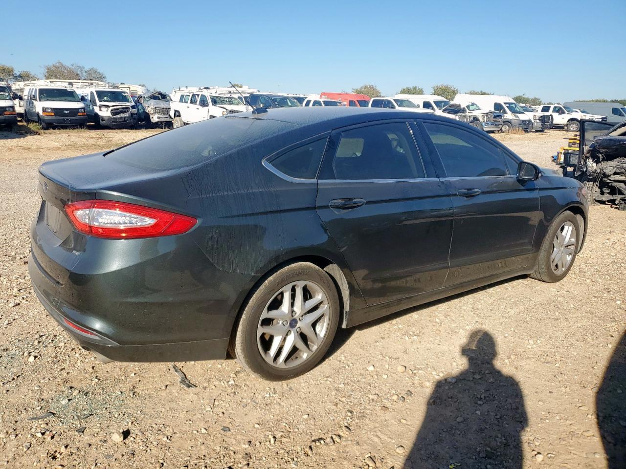 Ford Fusion Se Image 7