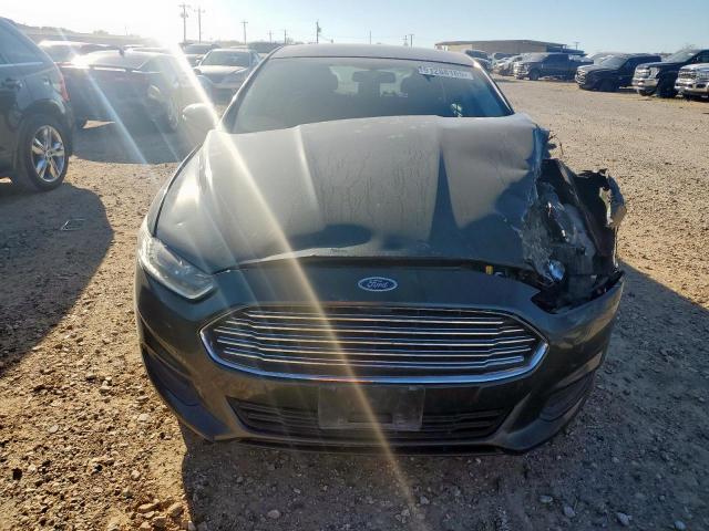 Ford Fusion Se Image 3