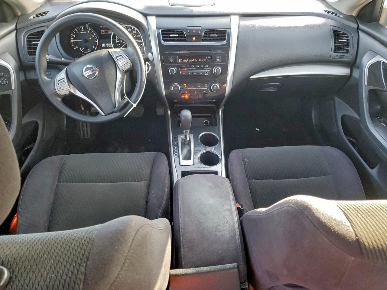 Nissan Altima 2.5 Image 4