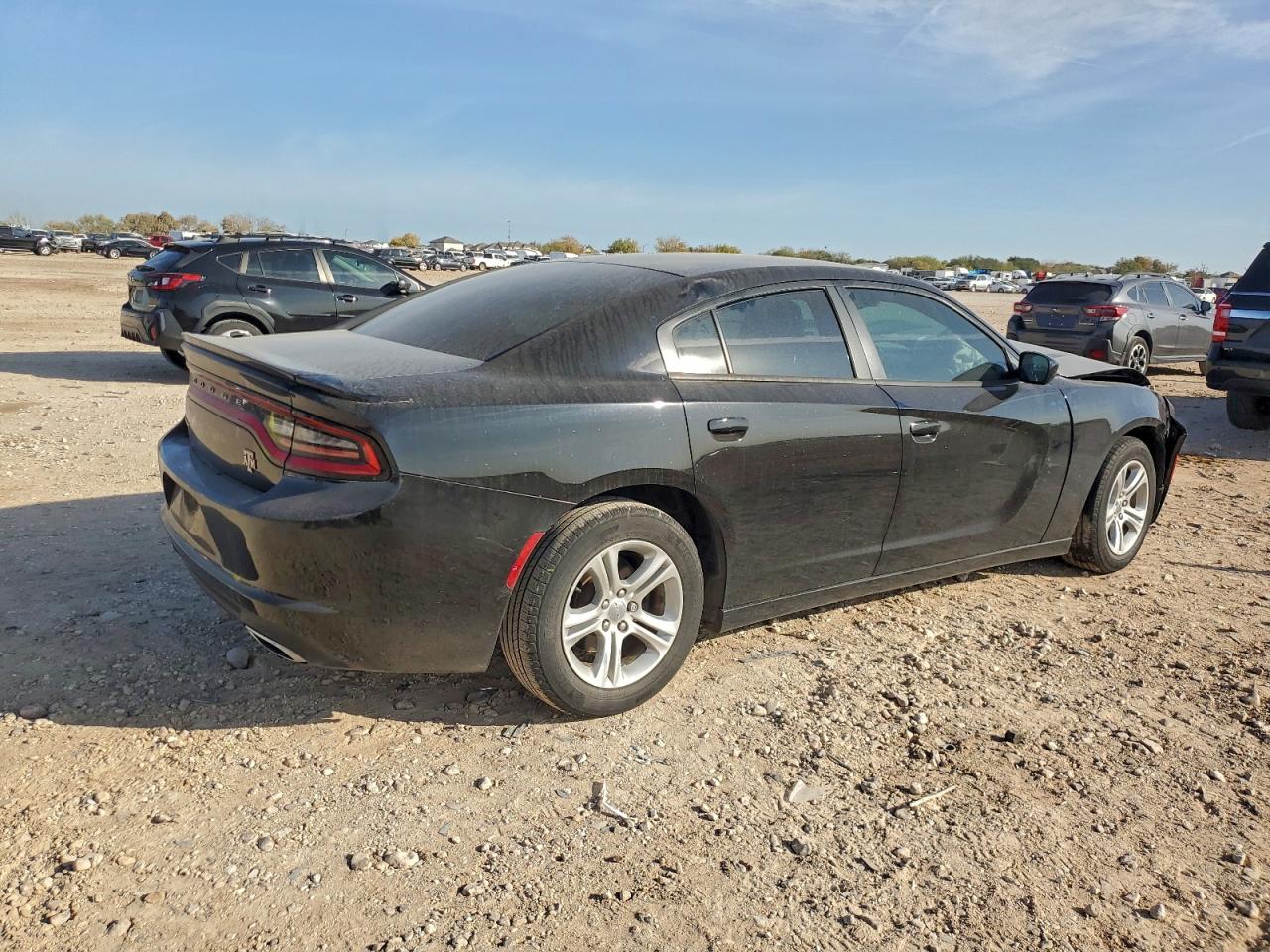 Dodge Charger Se Image 8