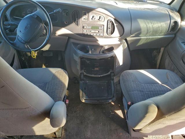 Ford Econoline E350 Super Duty Wagon Image 11