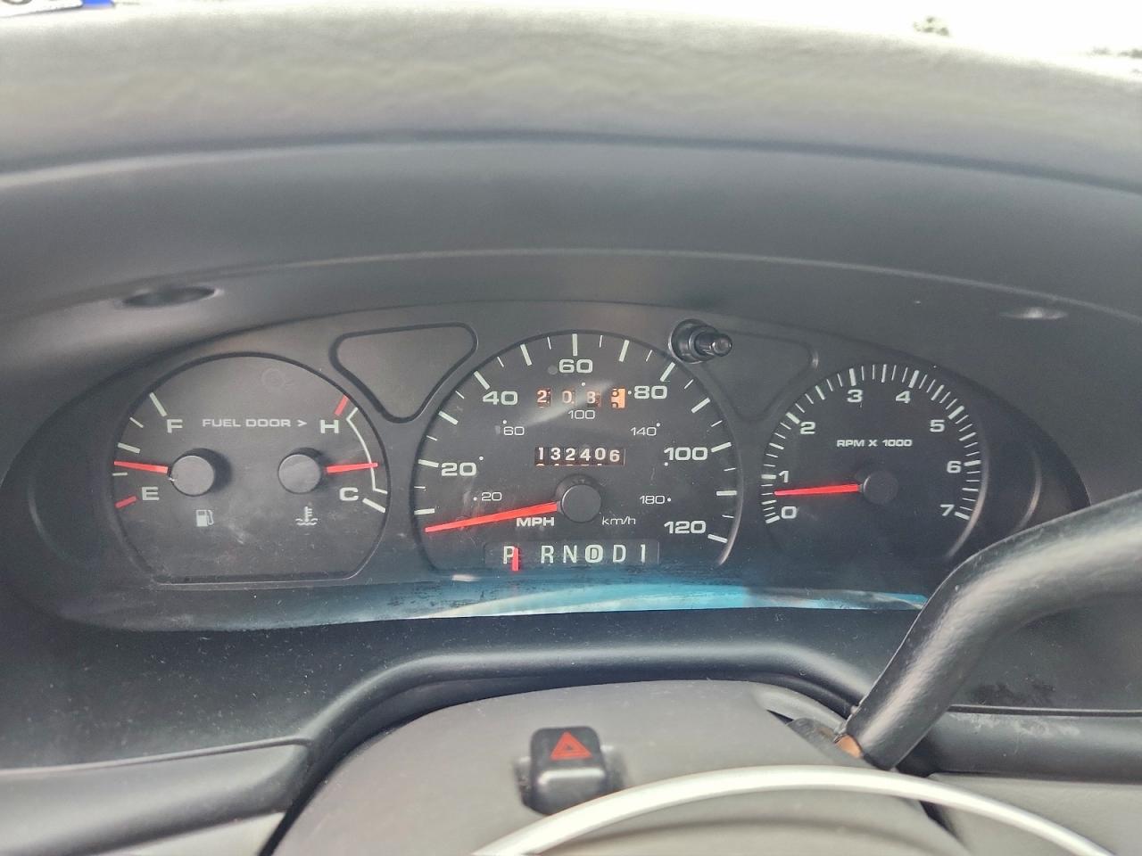 Ford Taurus Se Image 7