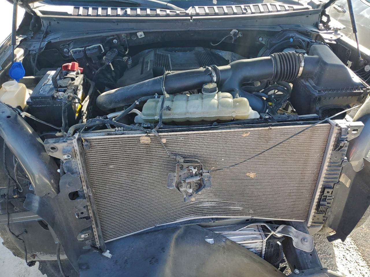 Ford Expedition Xlt Image 11