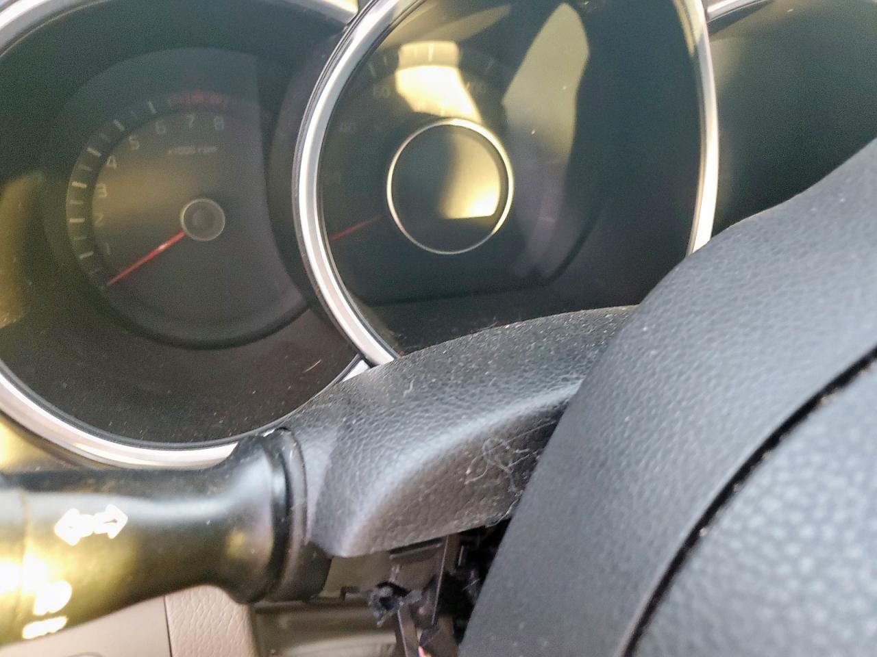 Kia Optima Lx Image 9